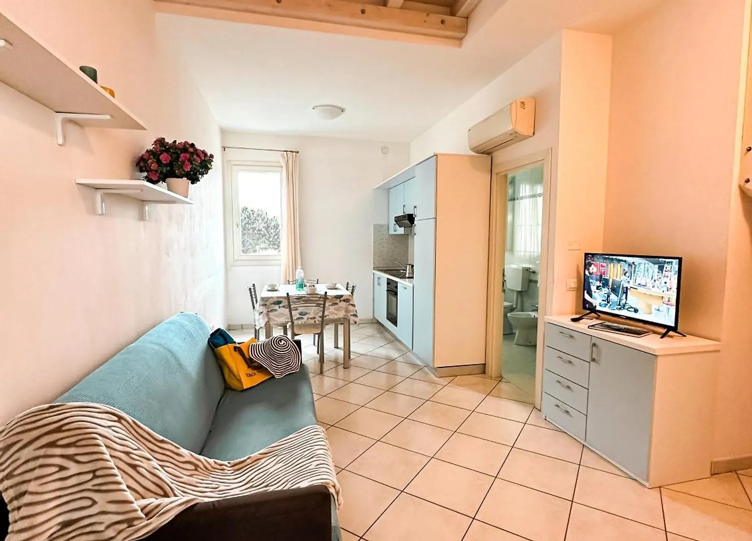 Airone Bianco Residence Village Lido delle Nazioni 4*,
